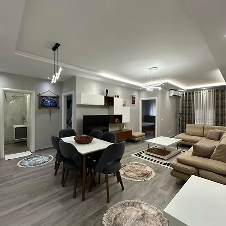 Family In Appartement *